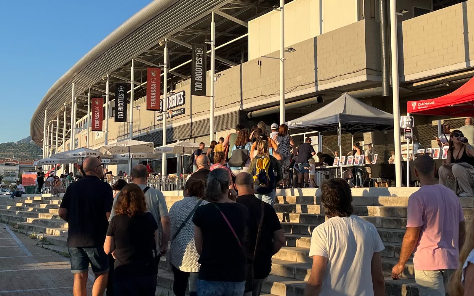Stand TIO BIGOTES en el estadio del Terrassa FC